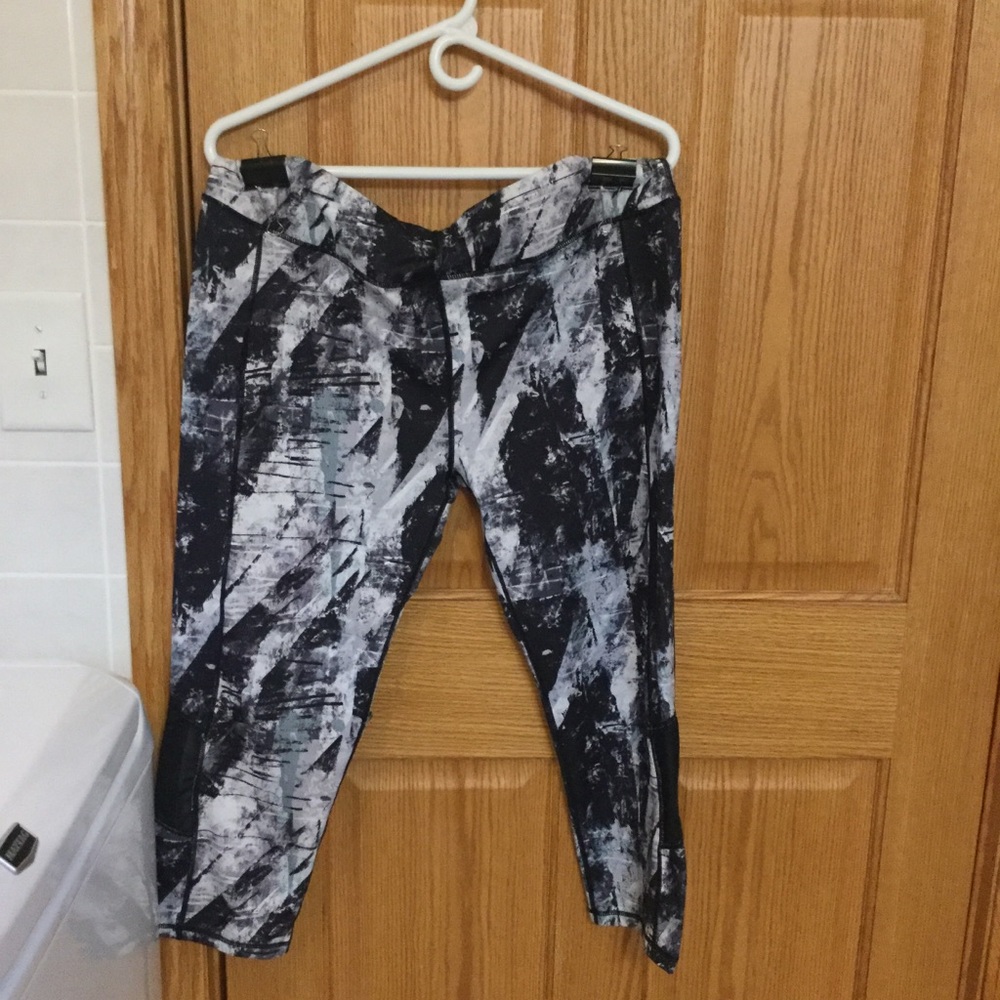 Maurices NWOT 2XL